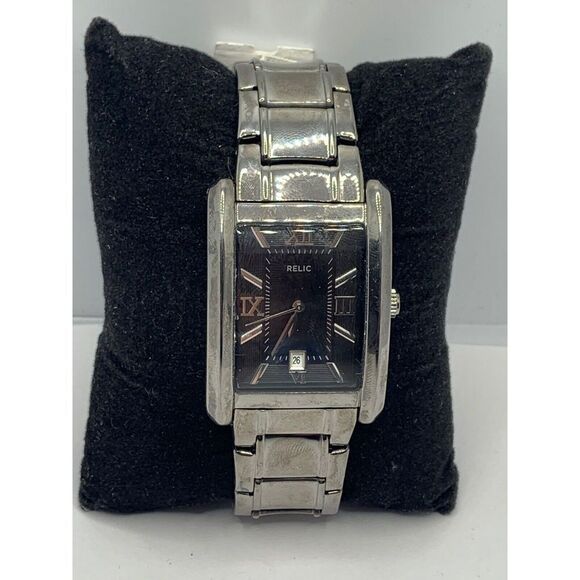 Relic ZR77109 Men's Stainless Steel Analog Black Dial Quartz Genuine Watch JD311 - Picture 1 of 11